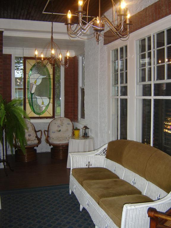 Talwood Manor B&B Порт-Колборн Екстер'єр фото