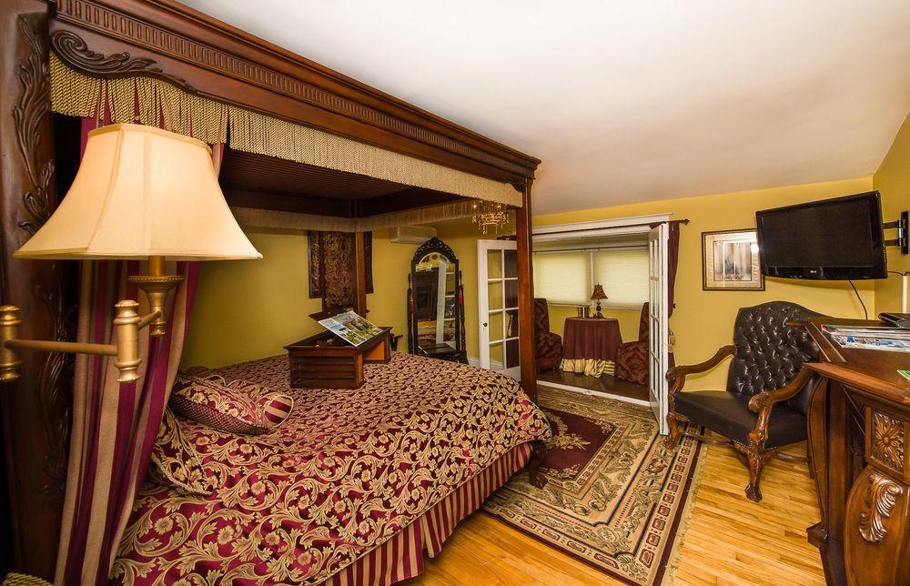 Talwood Manor B&B Порт-Колборн Екстер'єр фото