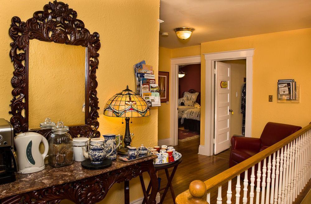 Talwood Manor B&B Порт-Колборн Екстер'єр фото